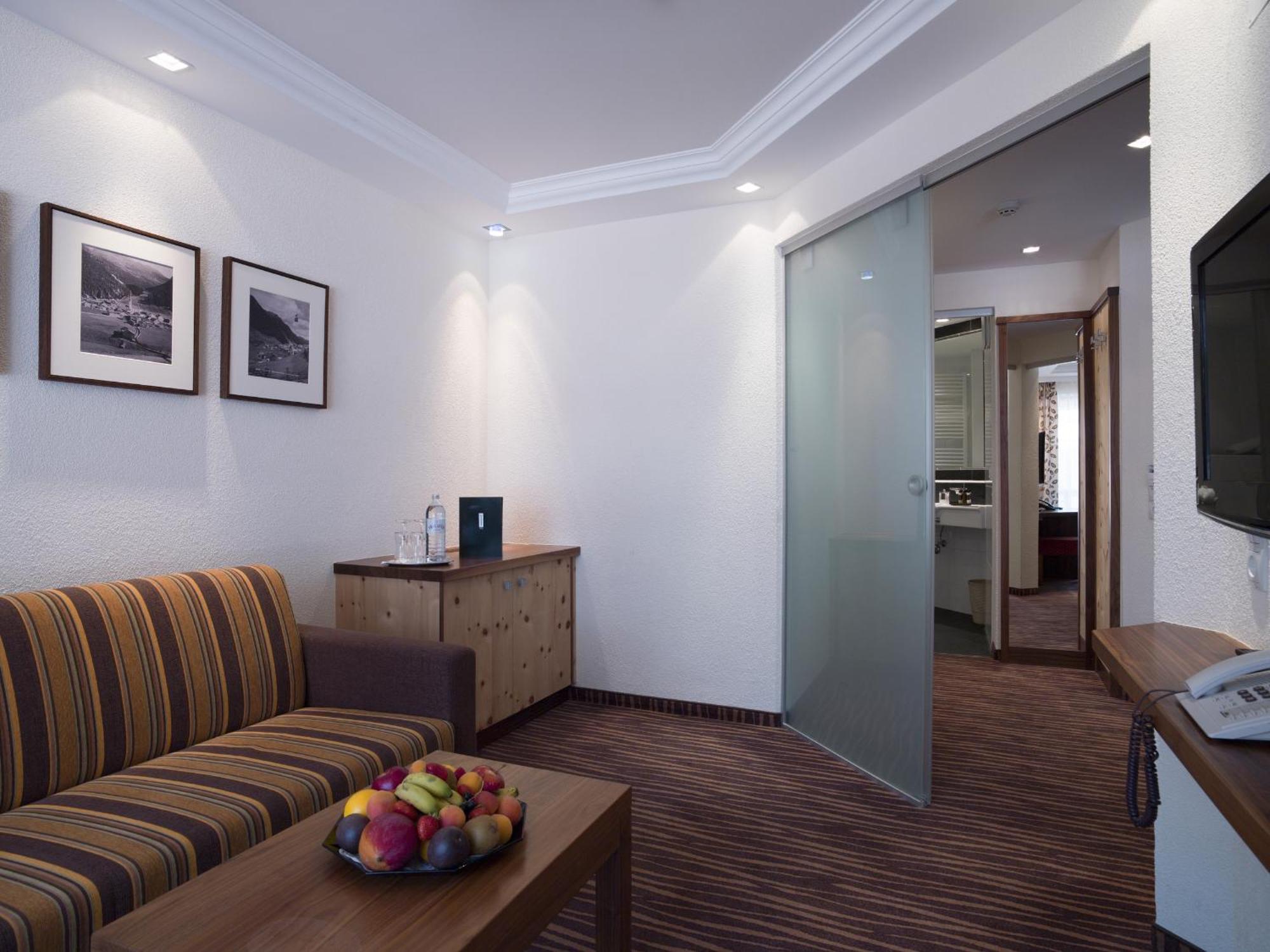 Superior Gourmethotel Yscla Ischgl Room photo